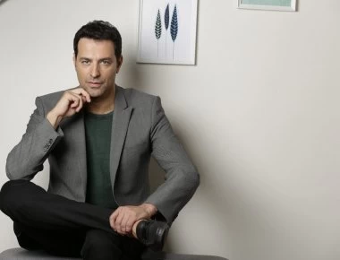 Στέλιος Καλαθάς: Το γύρισμα για τη Λάμψη που θα του μείνει αξέχαστο - «Αιμορραγούσα στην πλάτη…» (βίντεο)